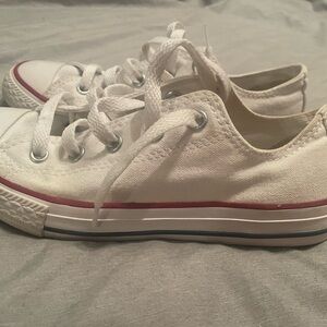NWOT Kids Low-top White Converse